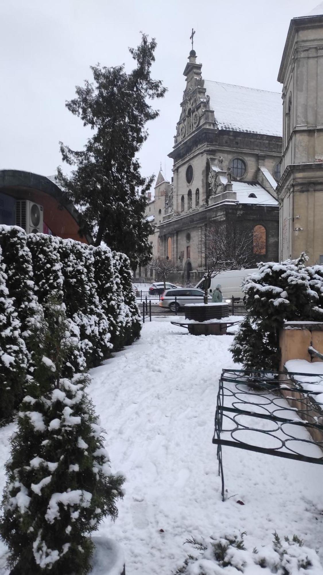 Двокімнатна Квартира В Центрі Міста Lviv Luaran gambar